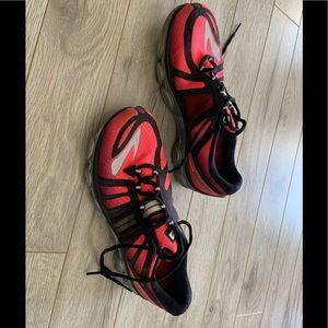 Brooks running sneakers